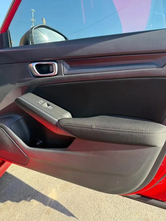 2022 Honda Civic 11th Gen - Image 9 of 16