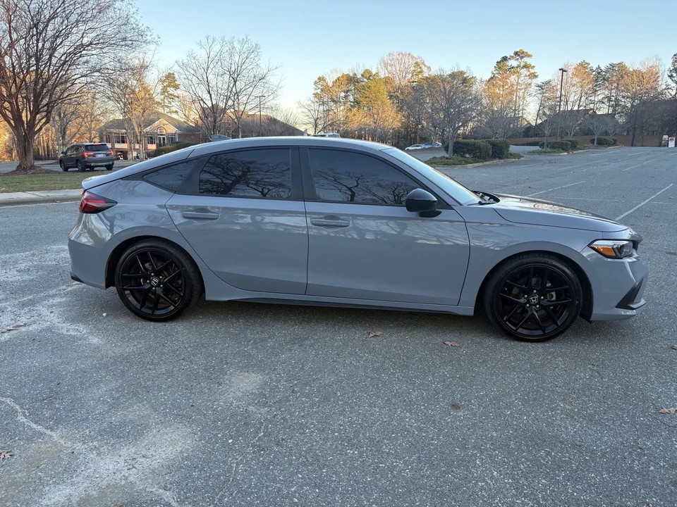 2022 Honda Civic 11th Gen - Image 2 of 21