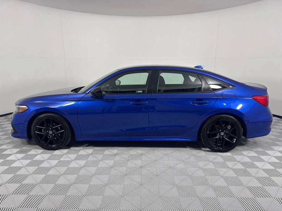 2022 Honda Civic 11th Gen - Image 9 of 12