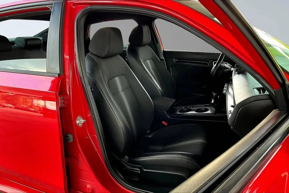 2022 Honda Civic 11th Gen - Image 8 of 18