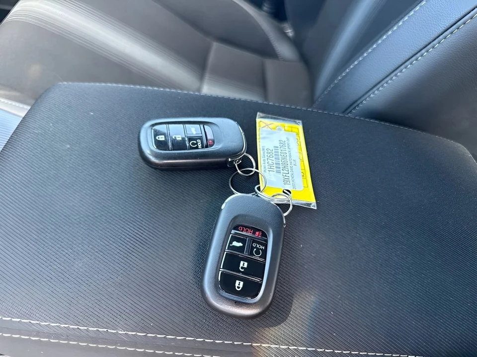 2022 Honda Civic 11th Gen - Image 19 of 23