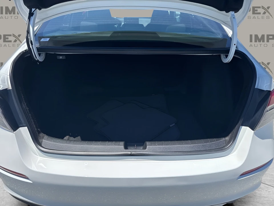 2022 Honda Civic 11th Gen - Image 25 of 31