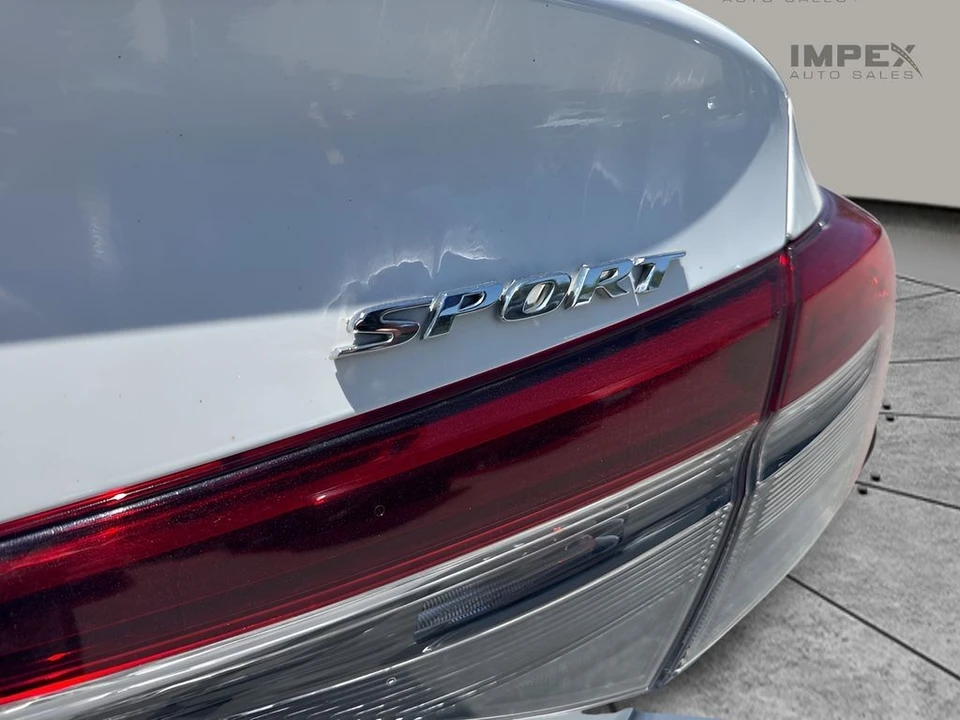 2022 Honda Civic 11th Gen - Image 27 of 31