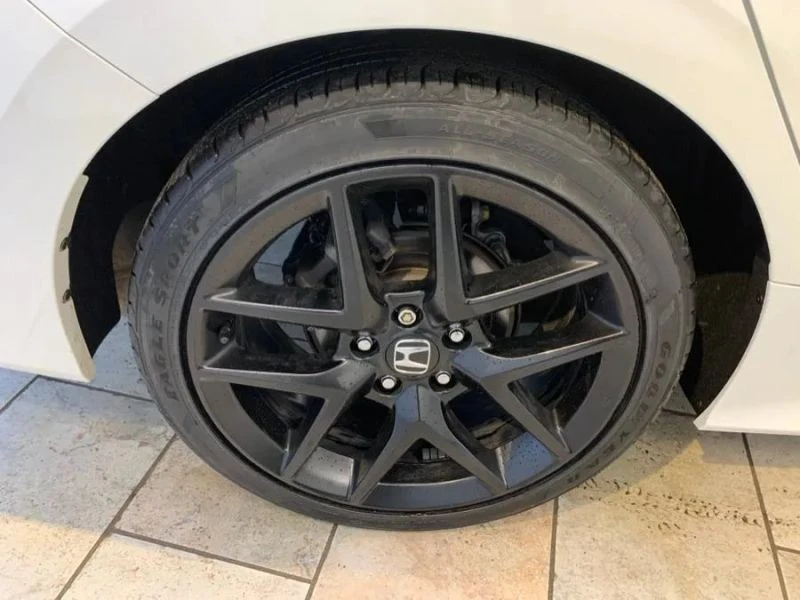 2022 Honda Civic 11th Gen - Image 10 of 12