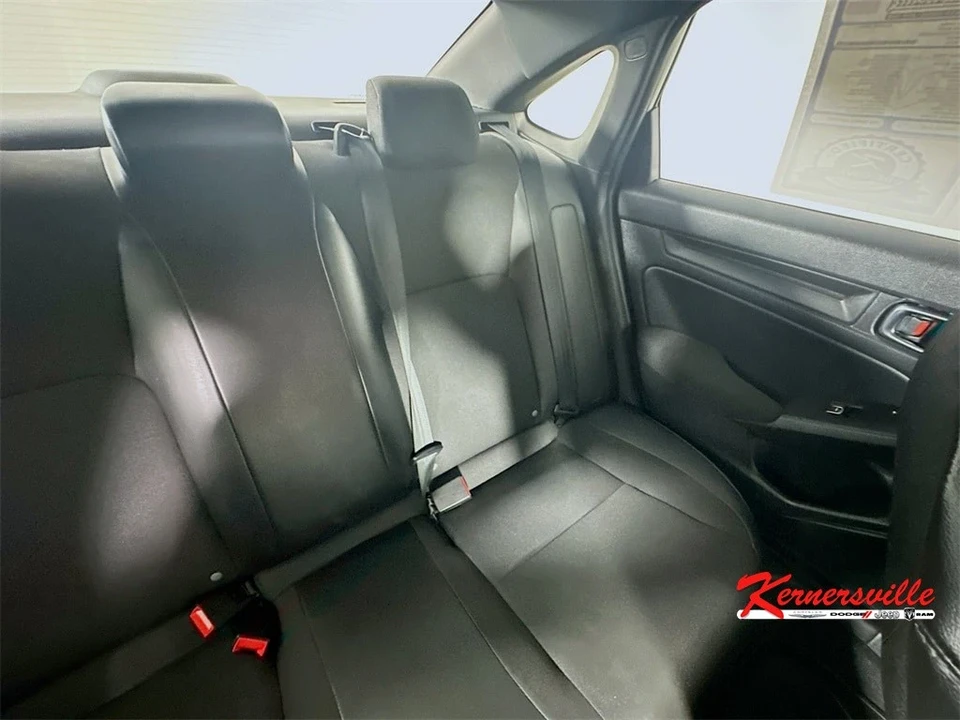 2022 Honda Civic 11th Gen - Image 14 of 21