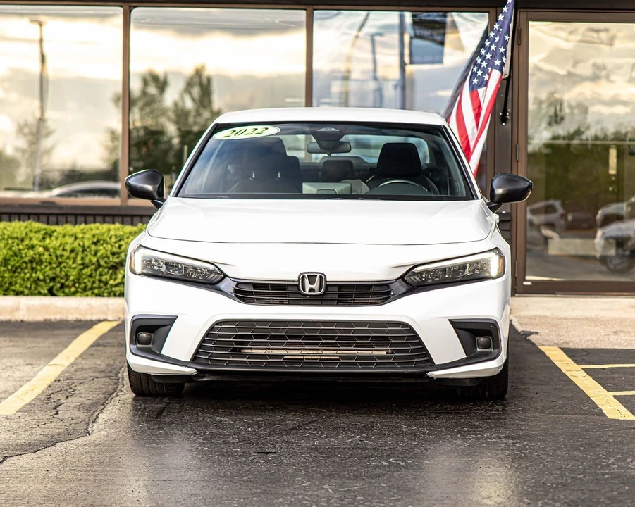 2022 Honda Civic 11th Gen - Image 2 of 31