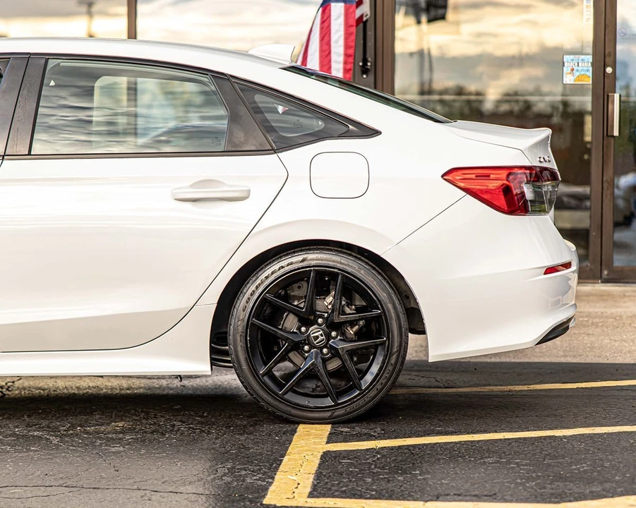 2022 Honda Civic 11th Gen - Image 7 of 31