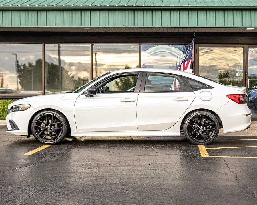 2022 Honda Civic 11th Gen - Image 6 of 31
