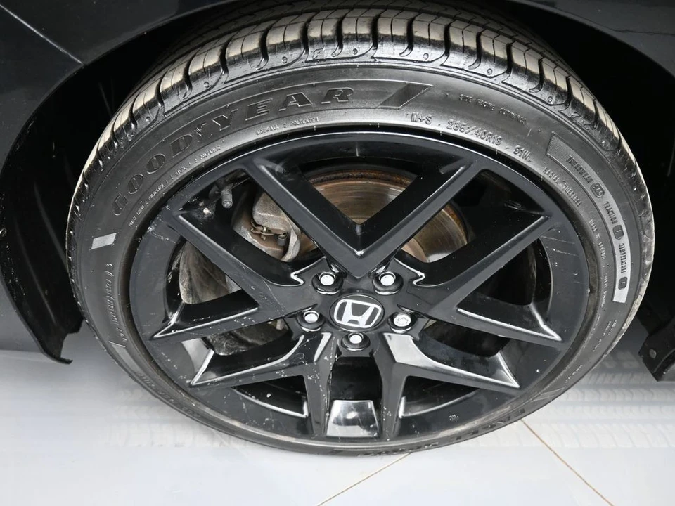 2022 Honda Civic 11th Gen - Image 14 of 21