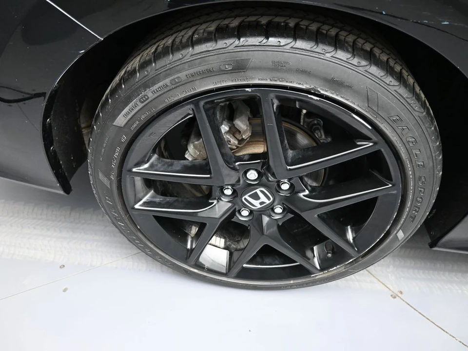2022 Honda Civic 11th Gen - Image 12 of 21