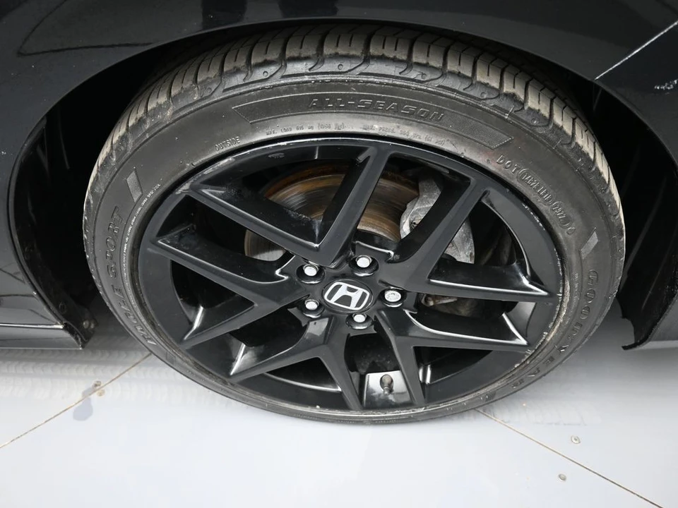 2022 Honda Civic 11th Gen - Image 13 of 21