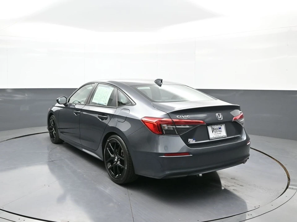 2022 Honda Civic 11th Gen - Image 8 of 12