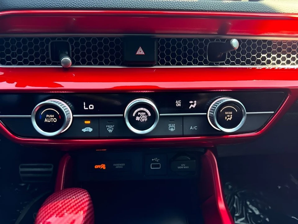 2022 Honda Civic 11th Gen - Image 17 of 31