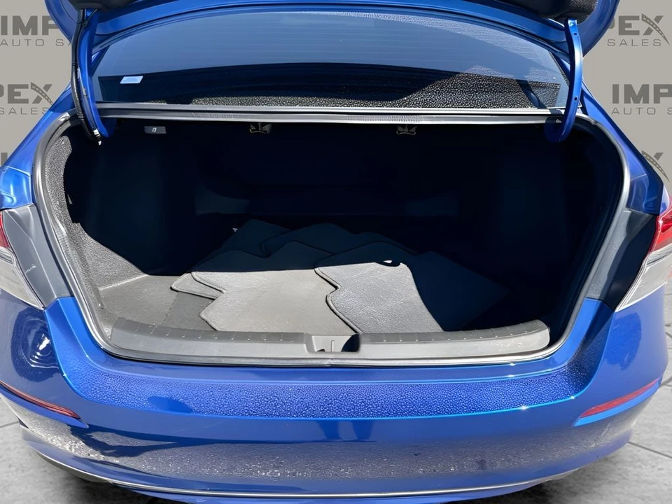 2022 Honda Civic 11th Gen - Image 25 of 31