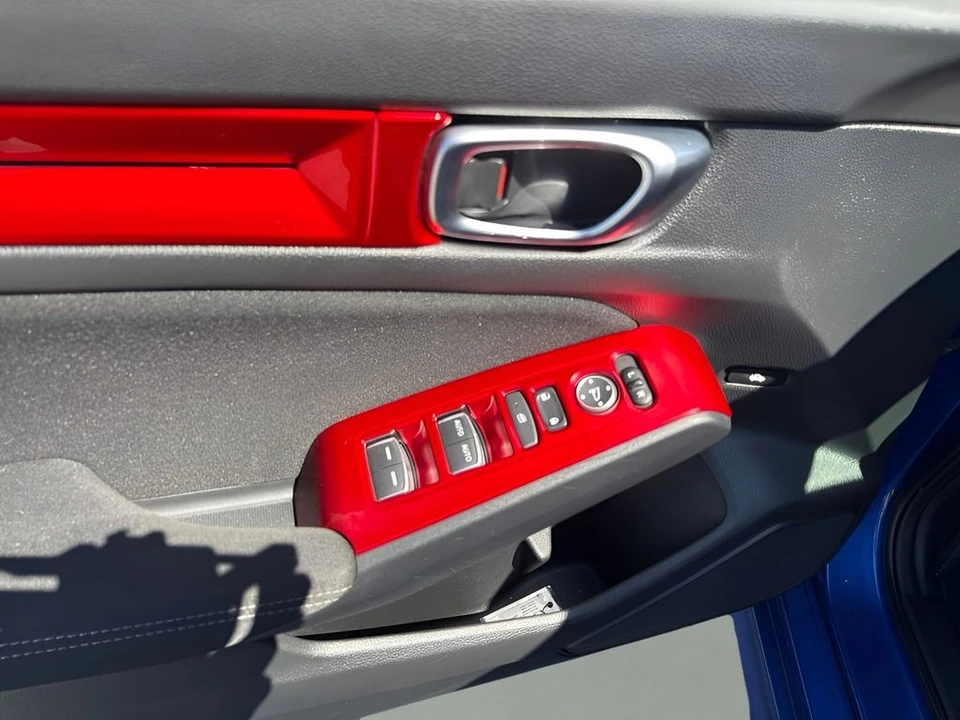 2022 Honda Civic 11th Gen - Image 23 of 31