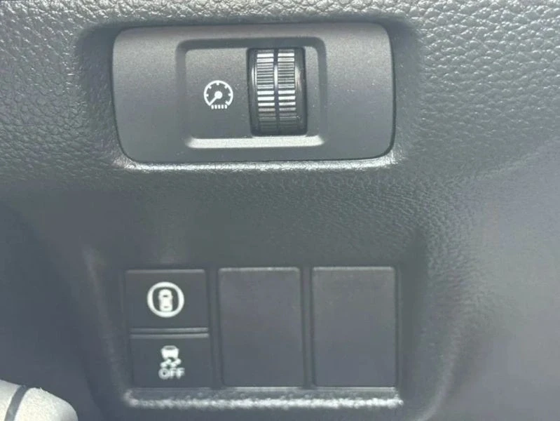 2022 Honda Civic 11th Gen - Image 8 of 12