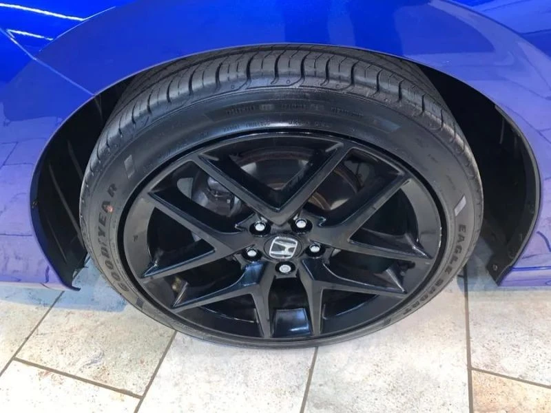 2022 Honda Civic 11th Gen - Image 10 of 12
