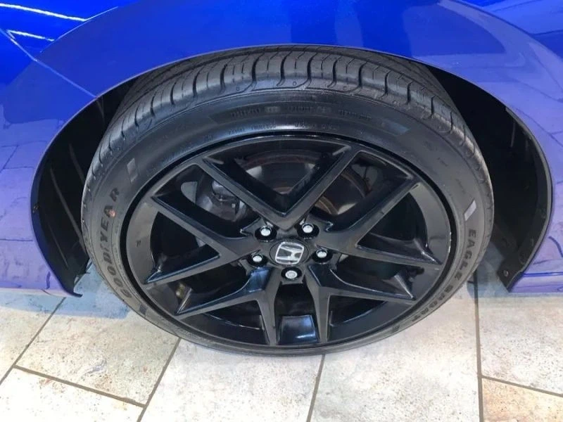 2022 Honda Civic 11th Gen - Image 10 of 12