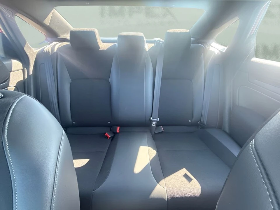2022 Honda Civic 11th Gen - Image 10 of 29