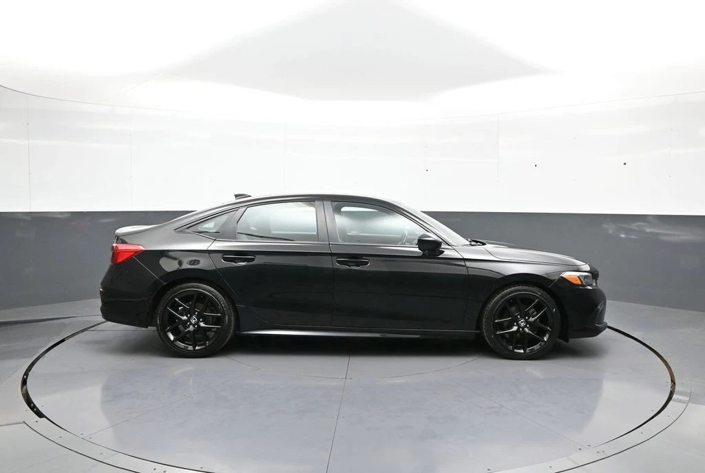 2022 Honda Civic 11th Gen - Image 5 of 31