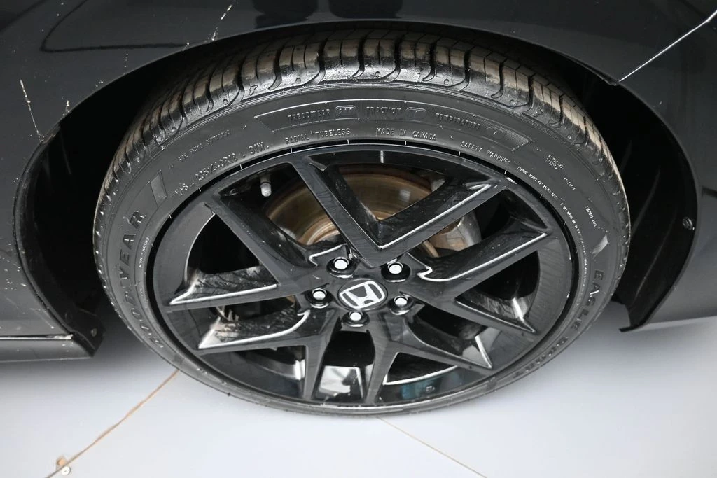 2022 Honda Civic 11th Gen - Image 13 of 31