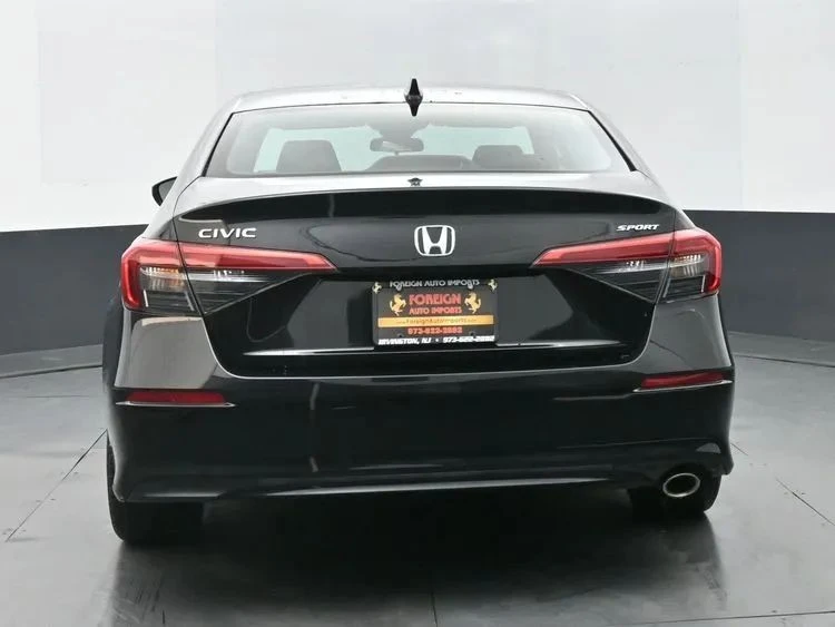 2022 Honda Civic 11th Gen - Image 8 of 12
