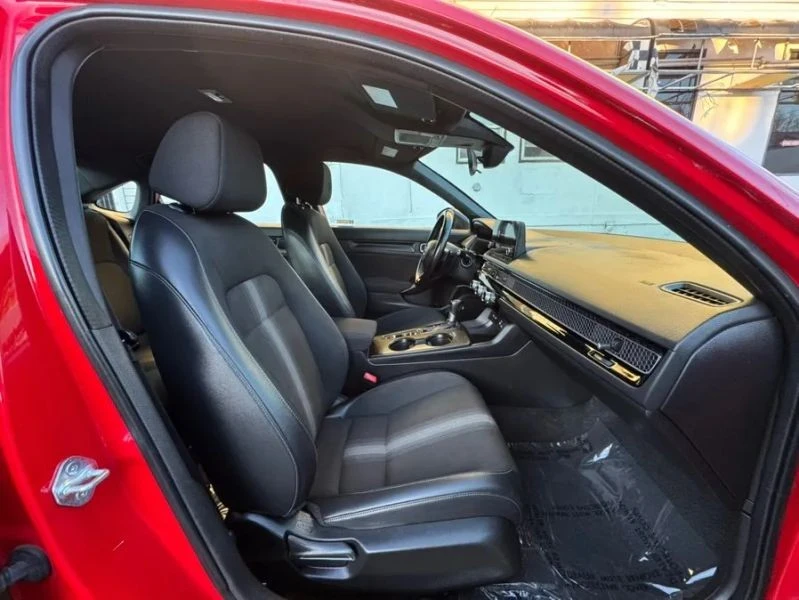 2022 Honda Civic 11th Gen - Image 10 of 12