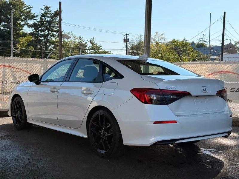 2022 Honda Civic 11th Gen - Image 9 of 12