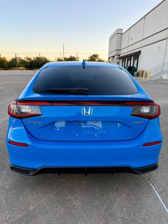 2022 Honda Civic 11th Gen - Image 9 of 13