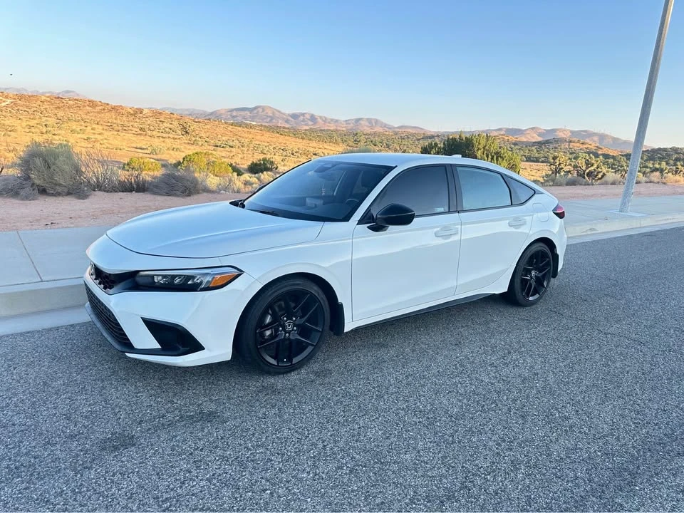 2022 Honda Civic 11th Gen - Image 9 of 11