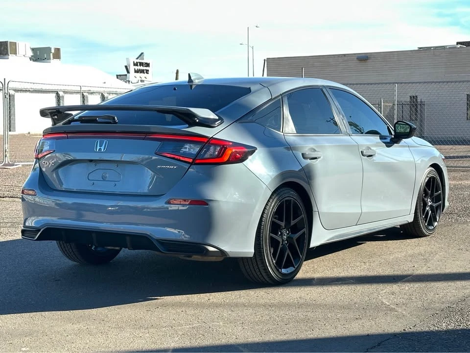 2022 Honda Civic 11th Gen - Image 5 of 10