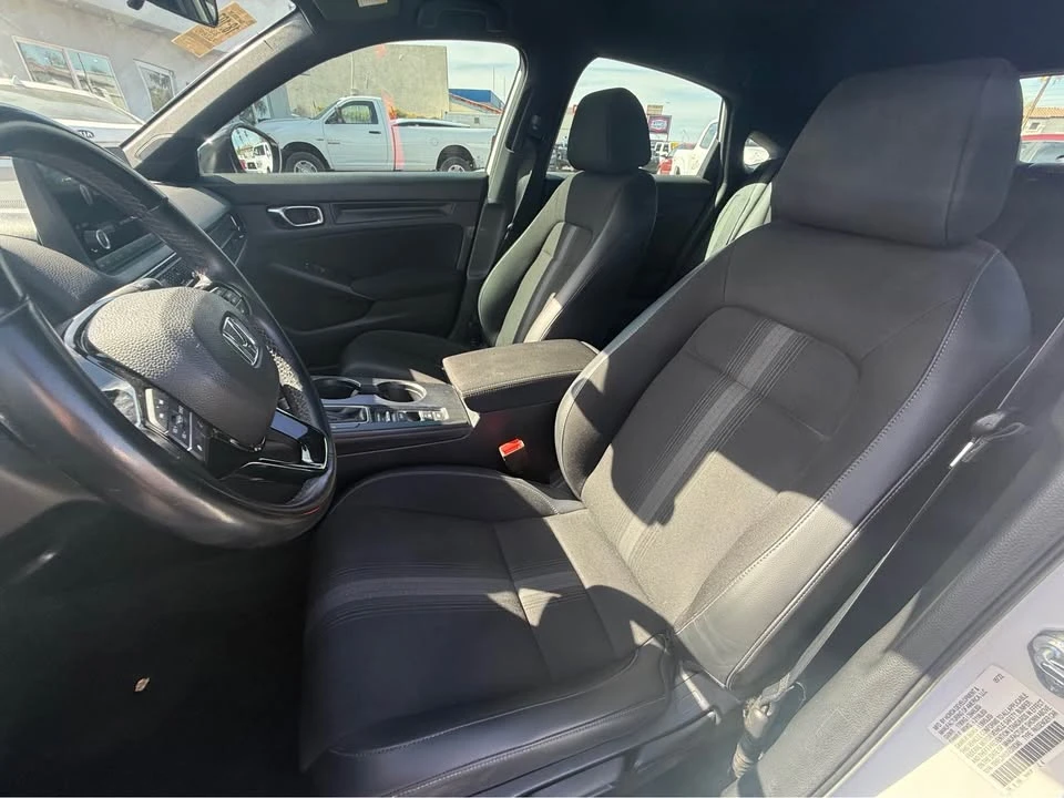 2022 Honda Civic 11th Gen - Image 14 of 15