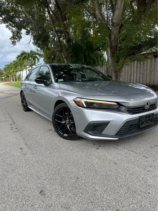 2022 Honda Civic 11th Gen - Image 2 of 13