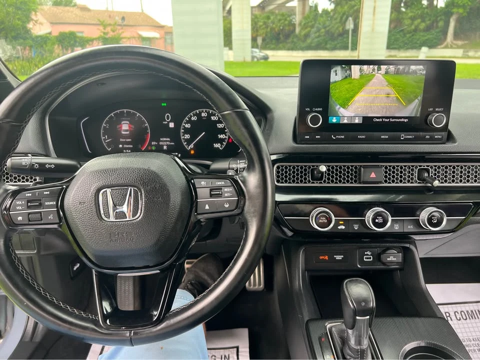 2022 Honda Civic 11th Gen - Image 10 of 15