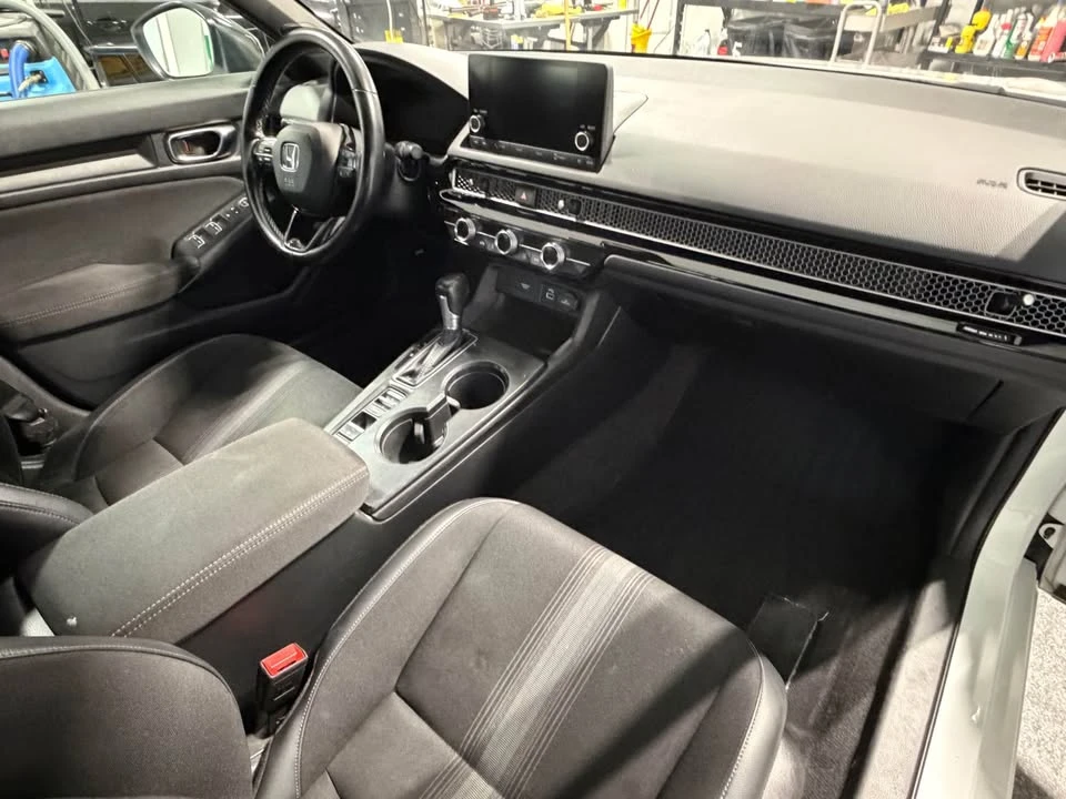 2022 Honda Civic 11th Gen - Image 15 of 19