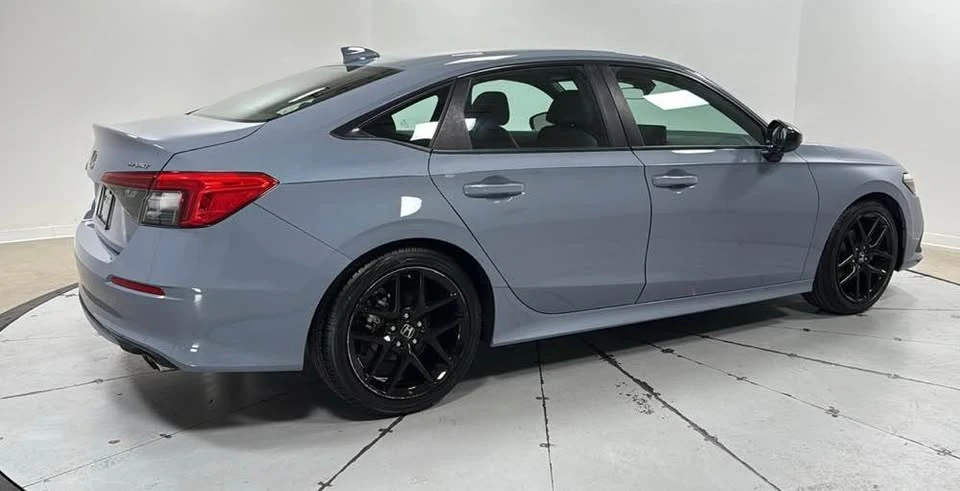 2022 Honda Civic 11th Gen - Image 2 of 4