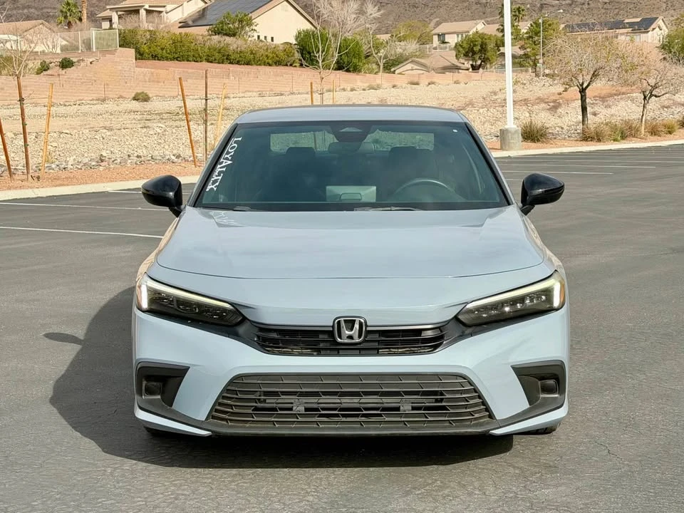 2022 Honda Civic 11th Gen - Image 2 of 15