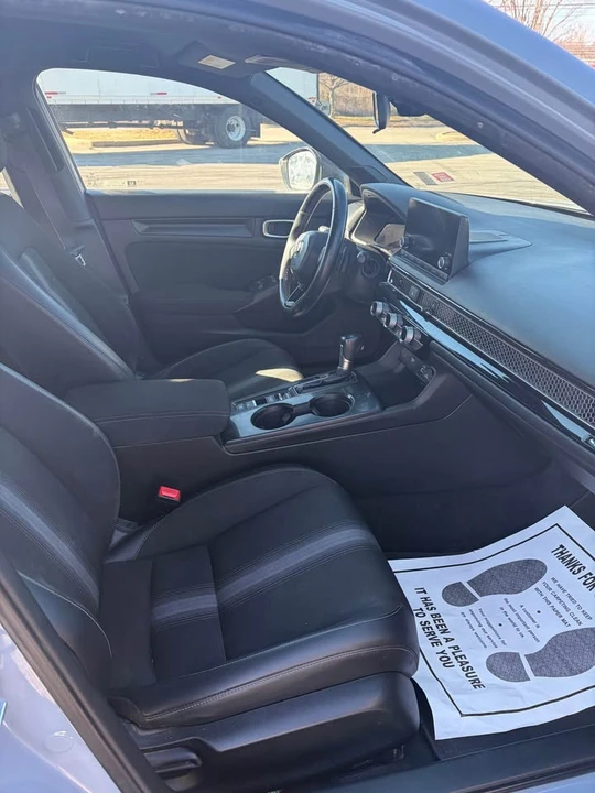 2022 Honda Civic 11th Gen - Image 12 of 16