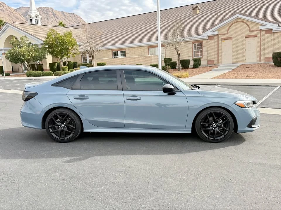 2022 Honda Civic 11th Gen - Image 8 of 15
