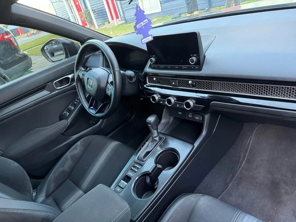2022 Honda Civic 11th Gen - Image 8 of 15