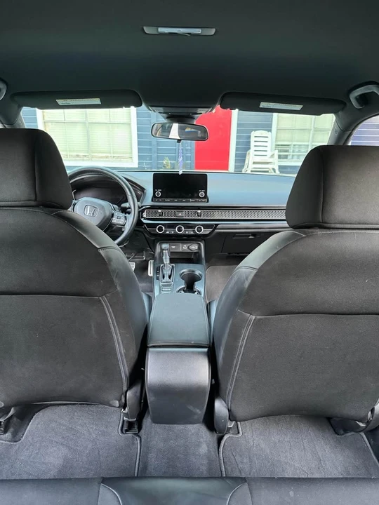 2022 Honda Civic 11th Gen - Image 13 of 15