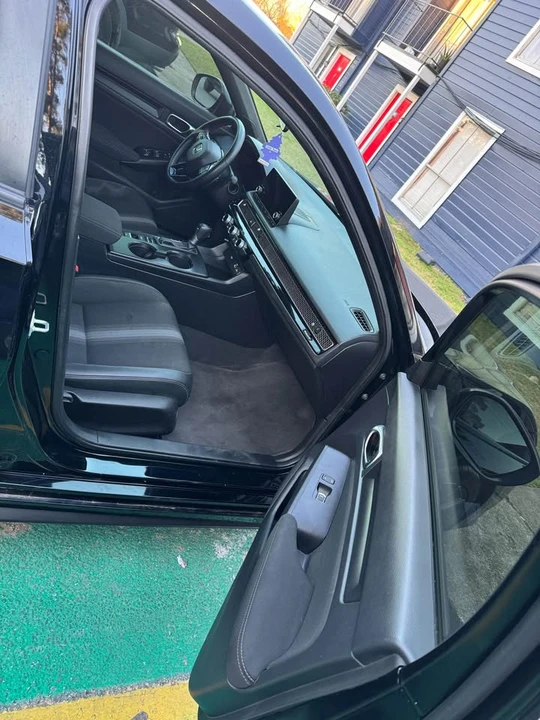 2022 Honda Civic 11th Gen - Image 12 of 15