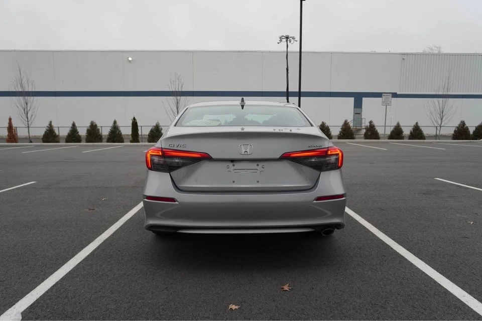 2022 Honda Civic 11th Gen - Image 11 of 18