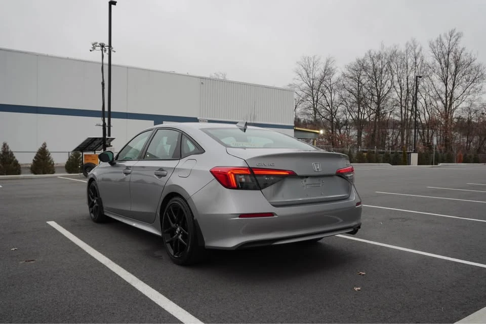 2022 Honda Civic 11th Gen - Image 7 of 18