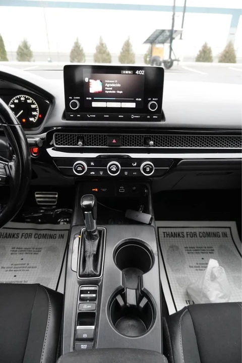 2022 Honda Civic 11th Gen - Image 17 of 18