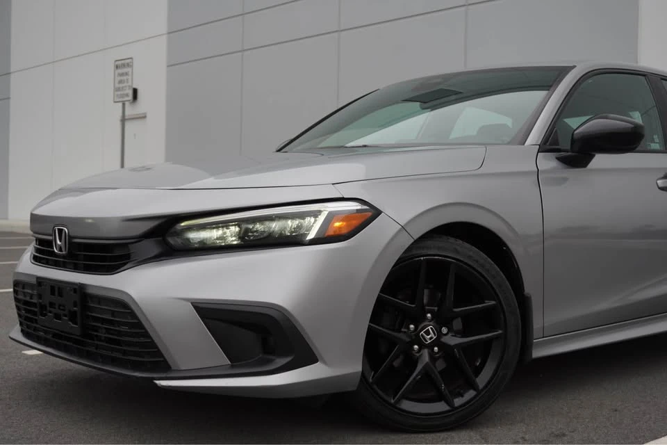 2022 Honda Civic 11th Gen - Image 9 of 18