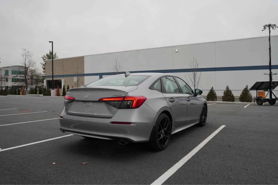 2022 Honda Civic 11th Gen - Image 8 of 18