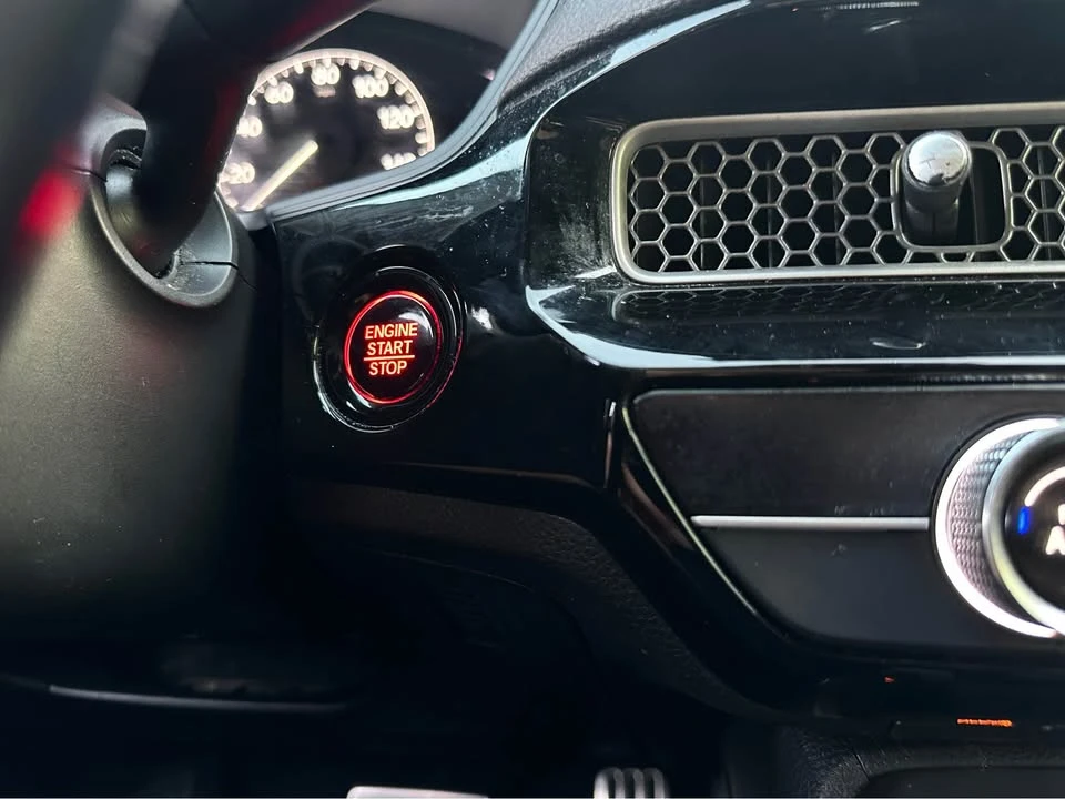 2022 Honda Civic 11th Gen - Image 13 of 20