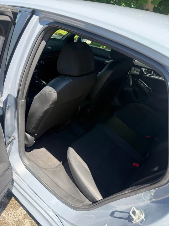2022 Honda Civic 11th Gen - Image 12 of 15
