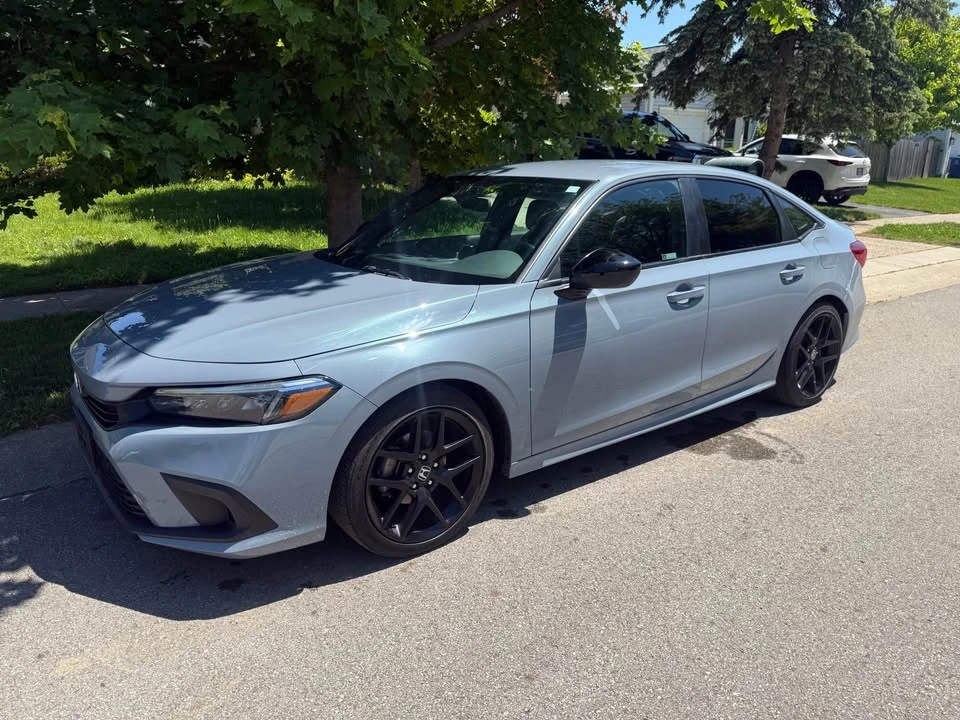 2022 Honda Civic 11th Gen - Image 2 of 15
